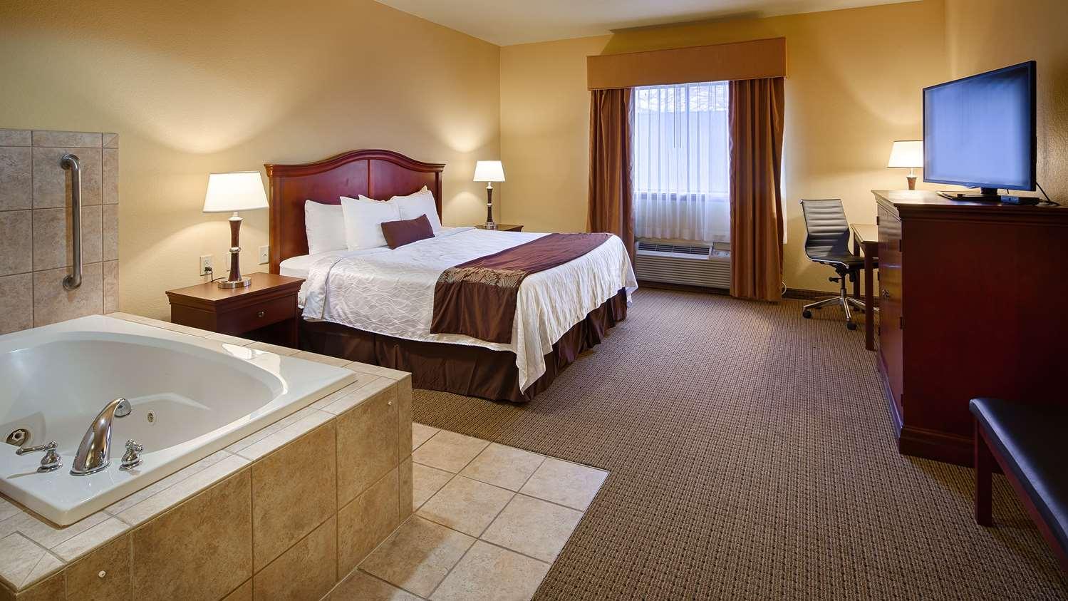 Best Western Plus Sweetwater Inn & Suites Exterior photo