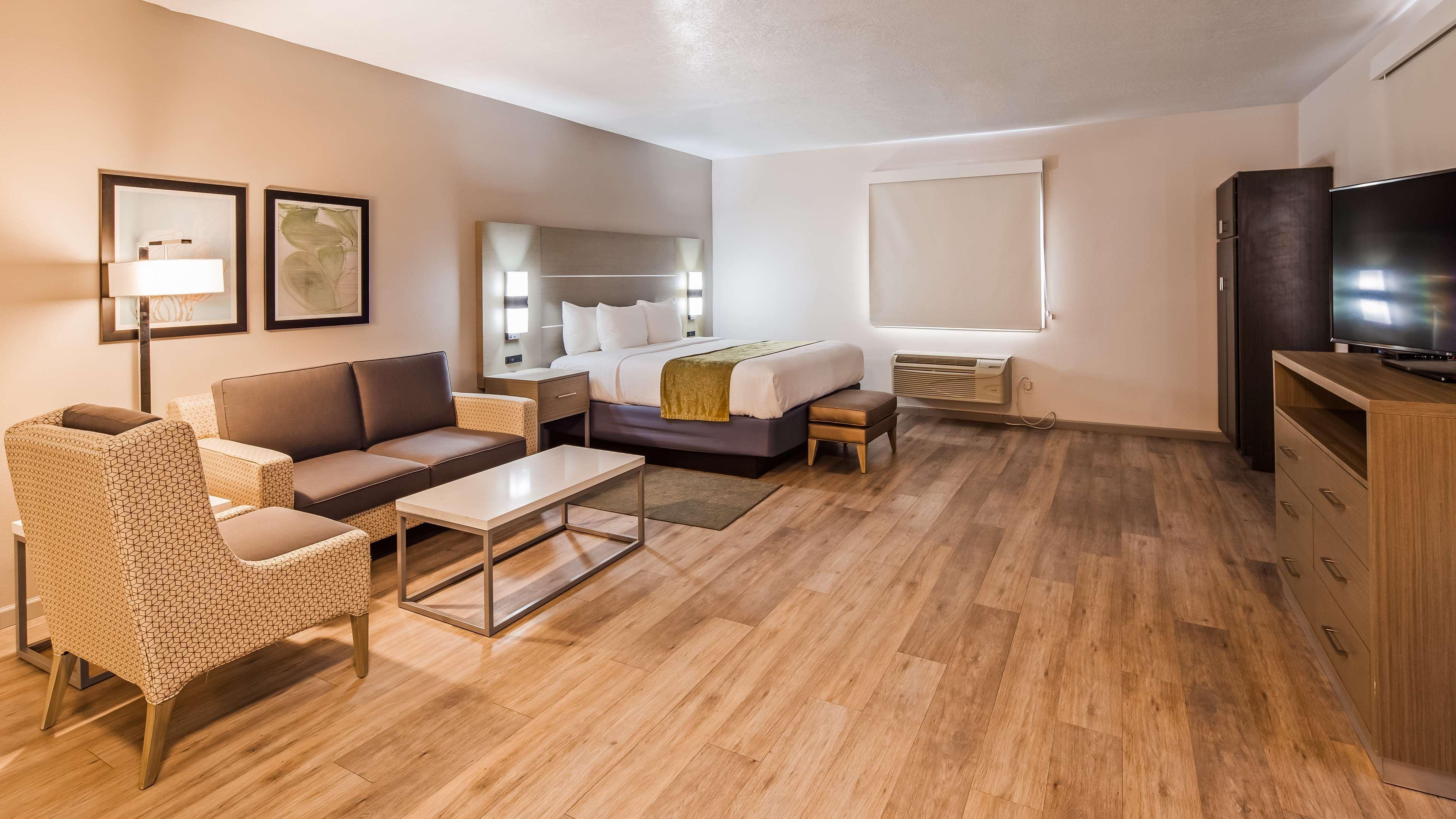Best Western Plus Sweetwater Inn & Suites Exterior photo
