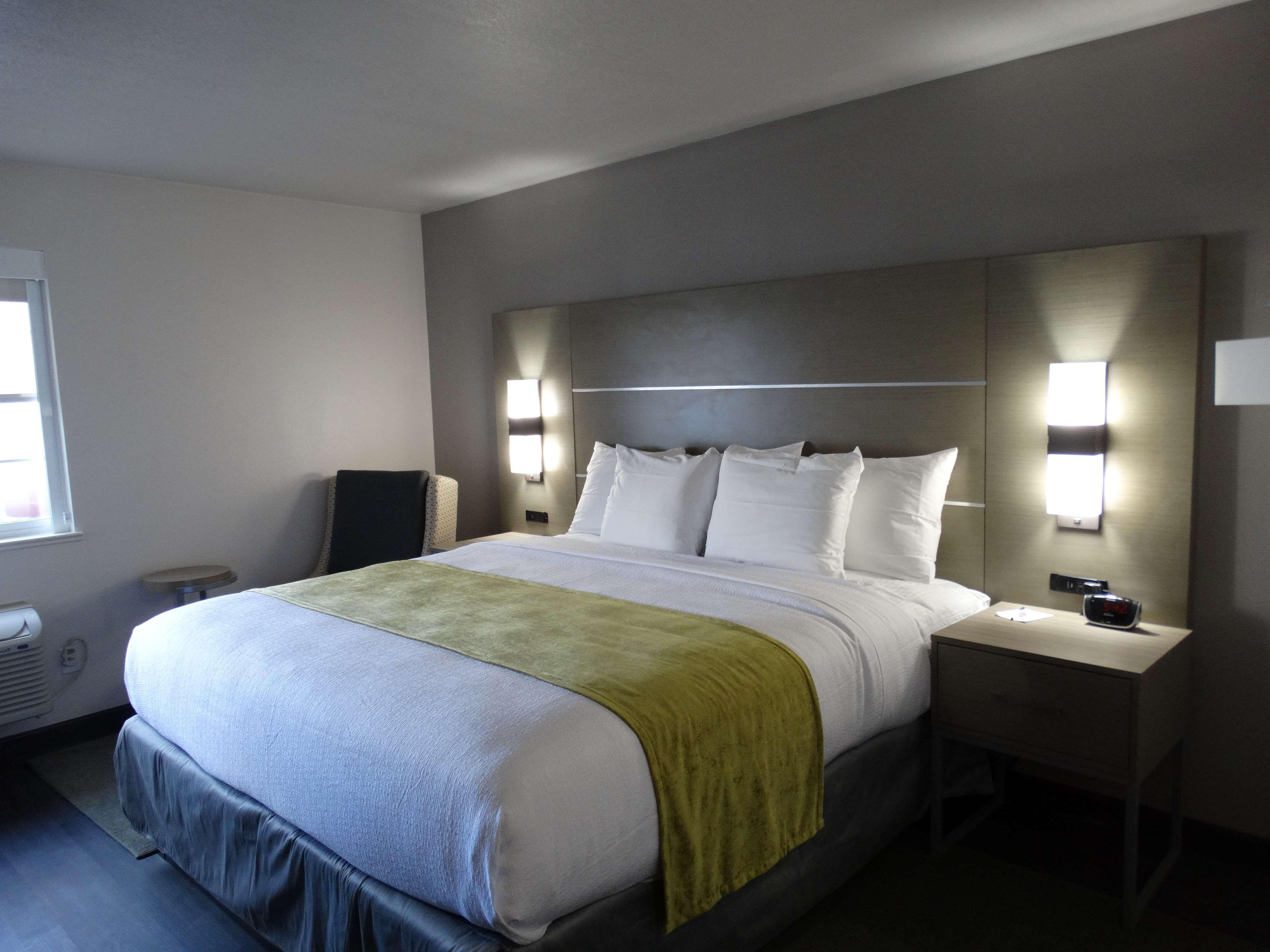 Best Western Plus Sweetwater Inn & Suites Exterior photo